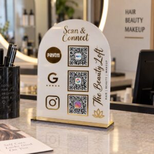 Arch Beauty Salon QR Stand
